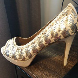 Size 9 Kelsi Dagger Heel